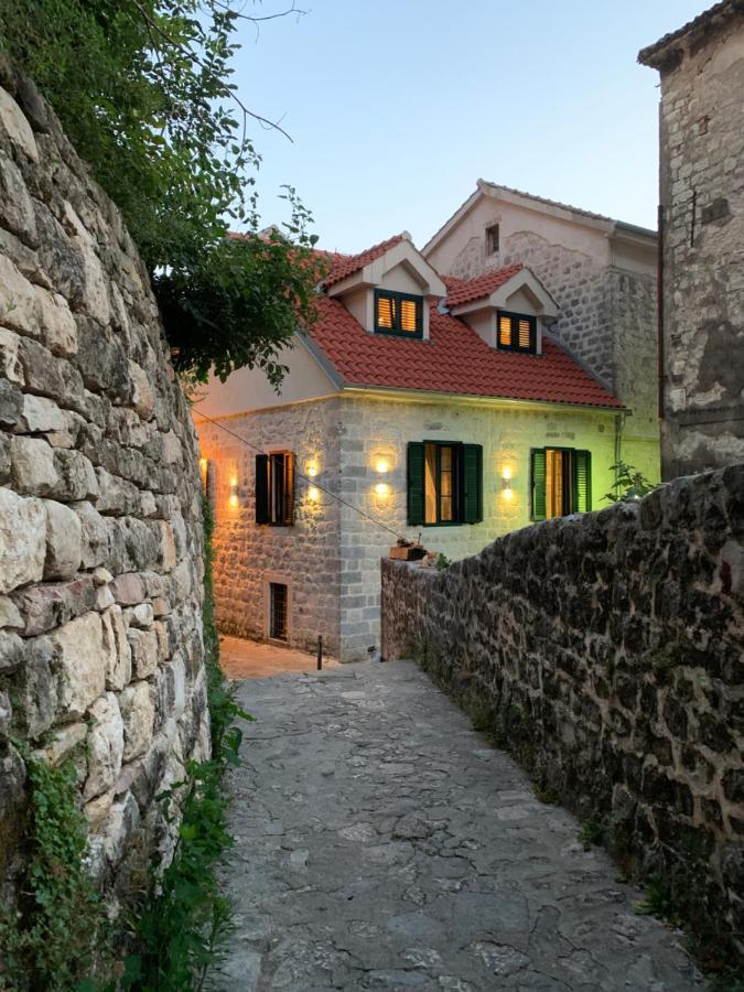 Kazin Supreme Hotel Kotor Exterior photo