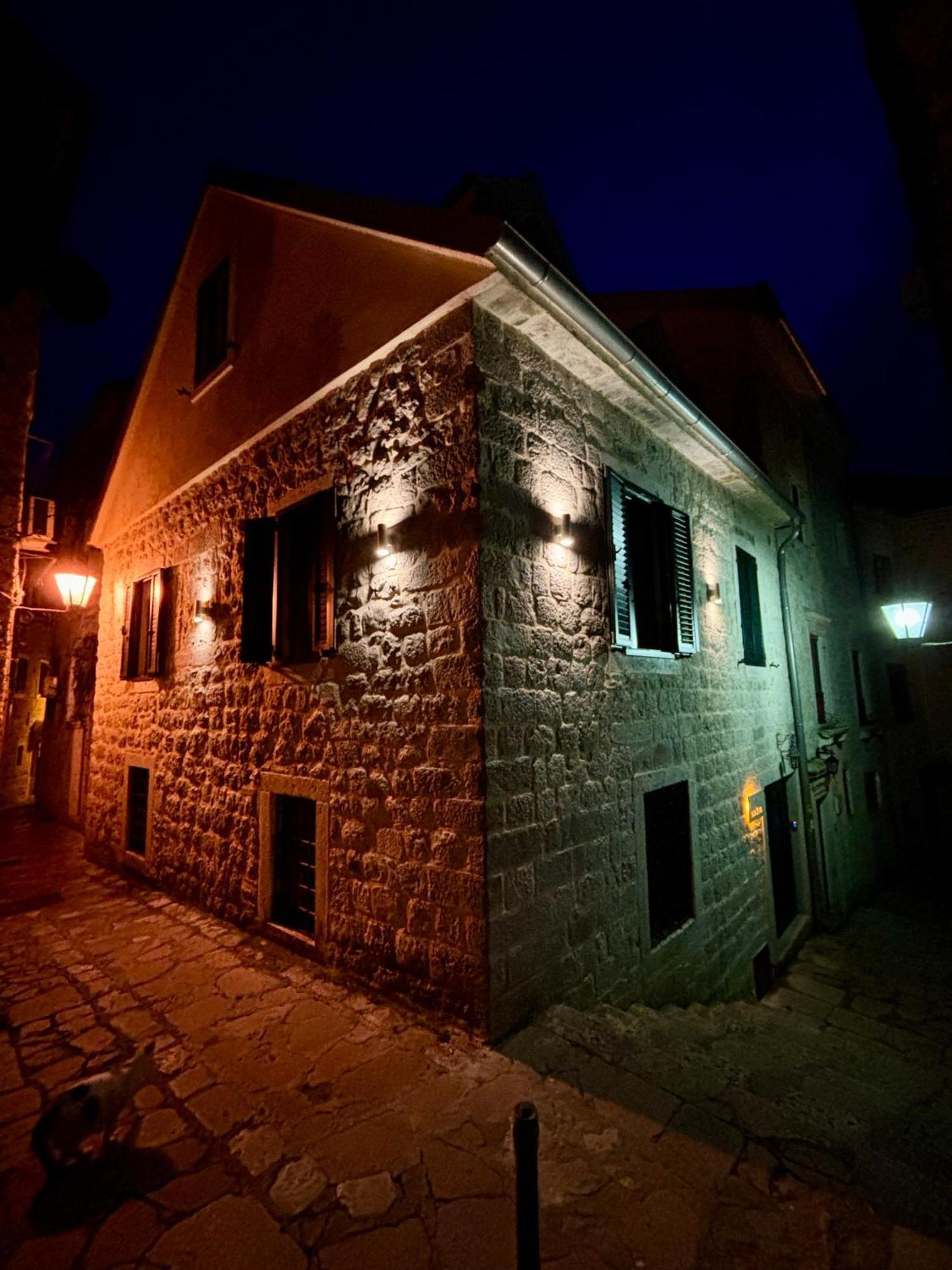 Kazin Supreme Hotel Kotor Exterior photo